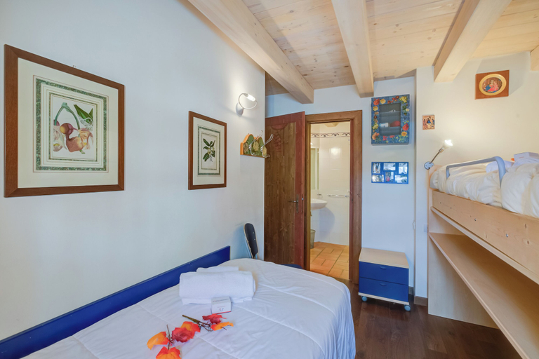 Bedroom 3, Antico Chalet, Sondrio