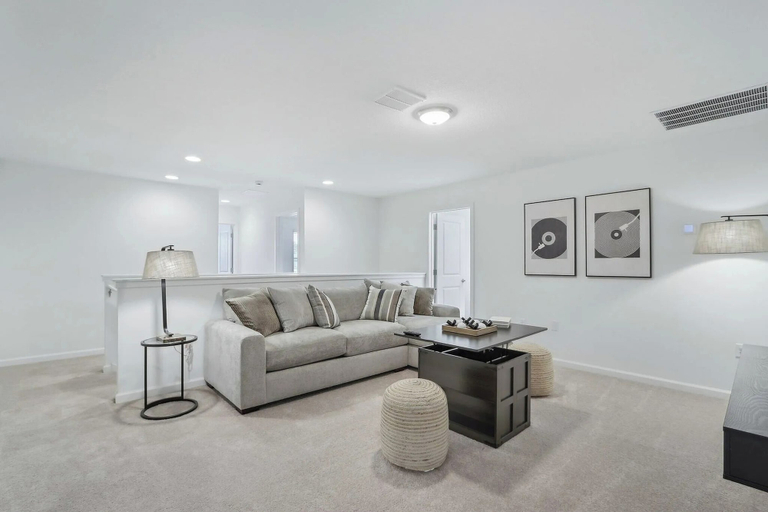 Living area 4, Kissimmee Retreat 4BR House for 8, Osceola