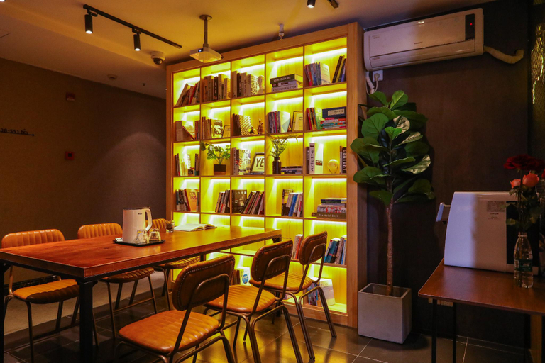 Food & Drinks 5, IForest Hotel Shanghai Bund Nanjing East Road Pedestrian Street Branch, Shanghai