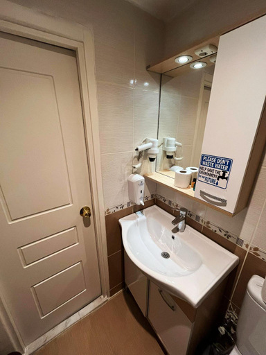 Bathroom 5, Le Safran Palace, Fatih