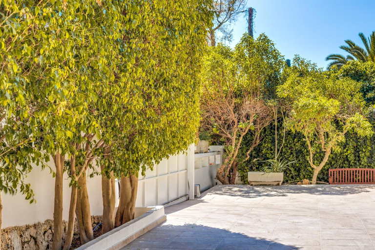 Others 5, Villa Bellver, Baleares