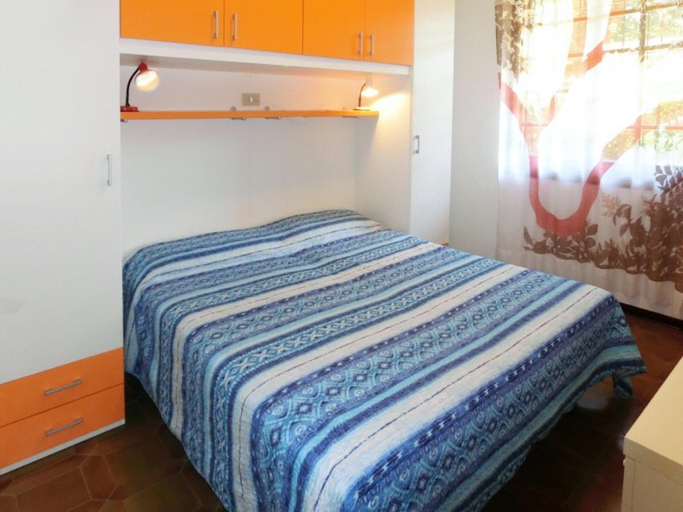 Bedroom 2, Semi-detached house with garden, Udine