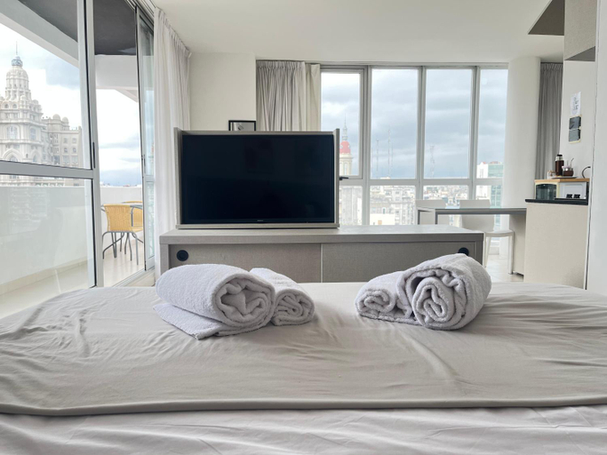 Bedroom 3, Panoramic Skyline Apartment in Downtown BA, Walk to Obelisco & Theatre District, Distrito Federal