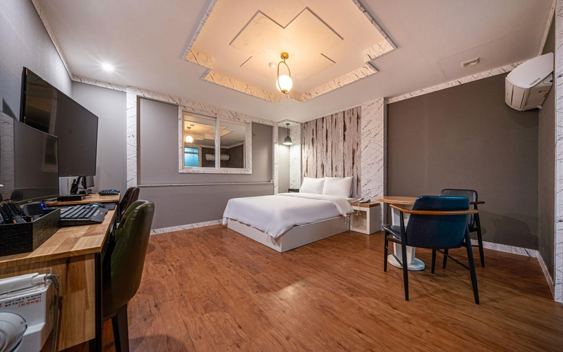 Bedroom 2, Osan DW, Osan