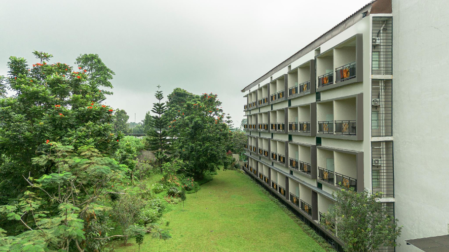 exterior 11