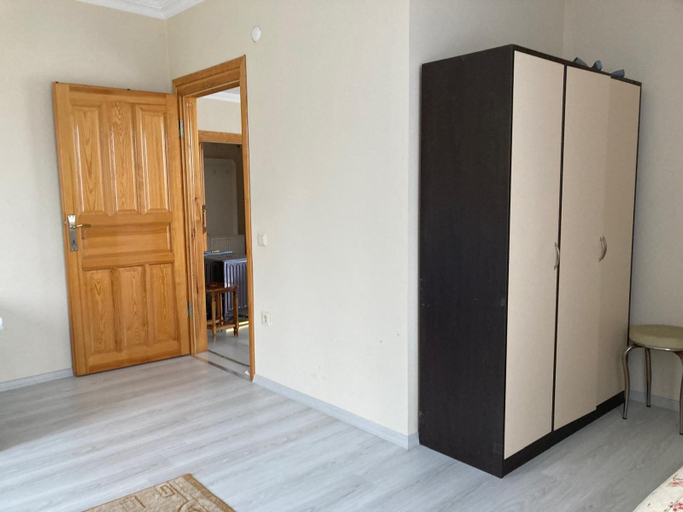 Interior 2, Hayrat apart, Hayrat