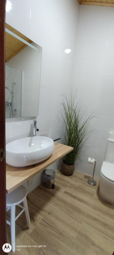 Bathroom 3, Casa Luz, A Coruña