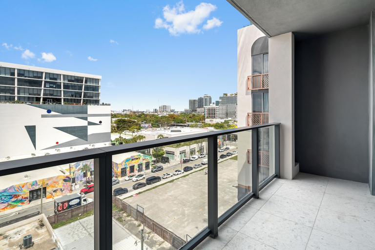 Balcony 4, The 27 Wynwood, Miami-Dade