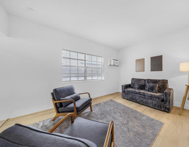 Living area, Stylish Studio Retreat - Beach Access, Miami-Dade