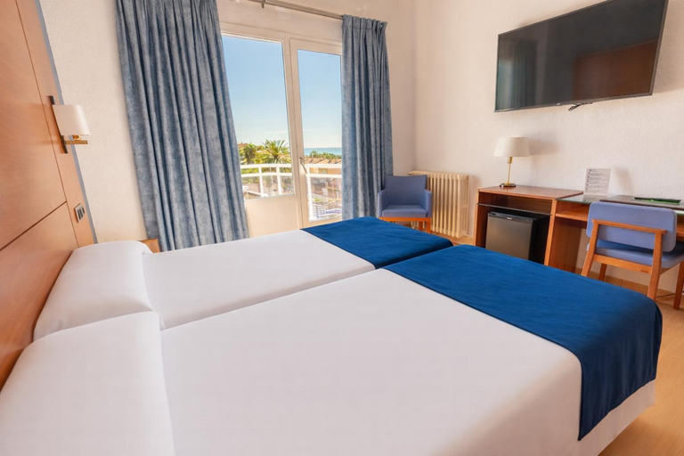 Bedroom 3, Hotel Sant Jordi, Tarragona