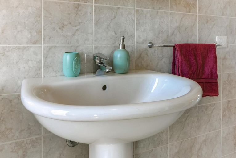 Bathroom, Royal, Sassari