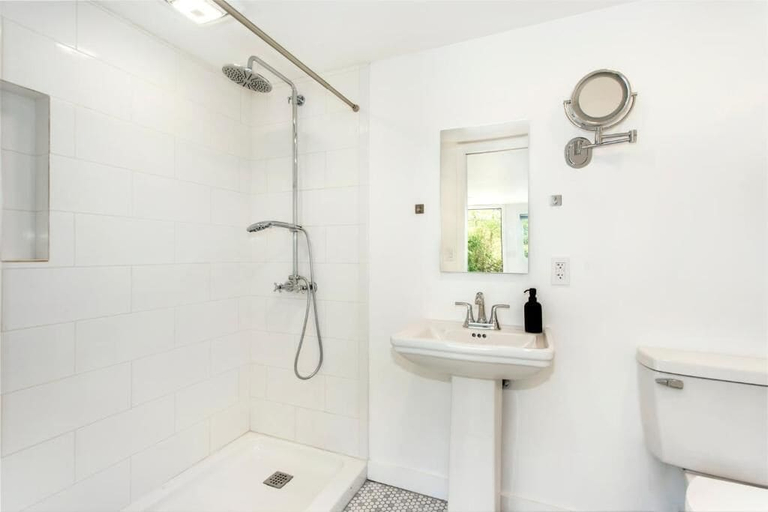 Bathroom 5, The Pines Men-Only Stay, Suffolk