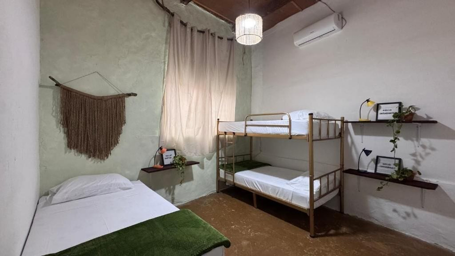 Room 4, Ankaa Hostel, Flores
