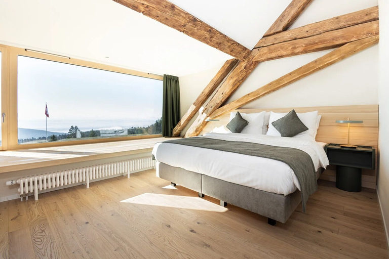 Room 3, Hôtel-Restaurant de la Vue-des-Alpes, Val-de-Ruz