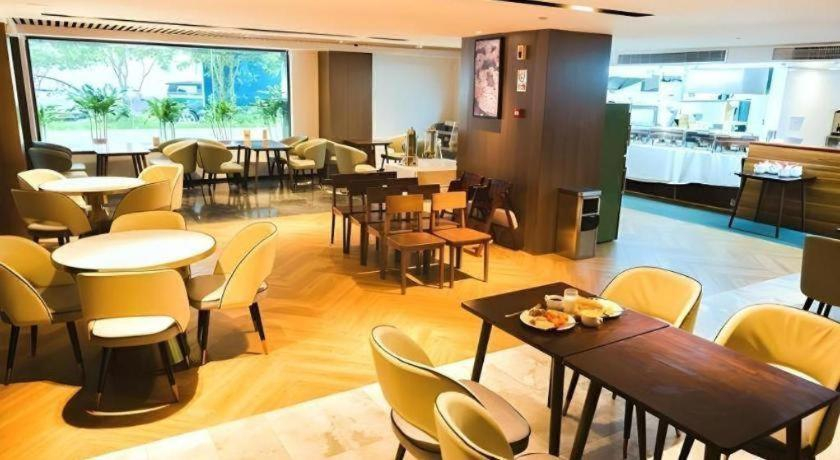 Food & Drinks, GYA Shanghai Jiangpu Hotel, Shanghai