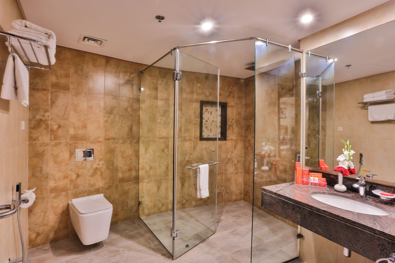 Bathroom 4, Avari Xpress Multan, Multan