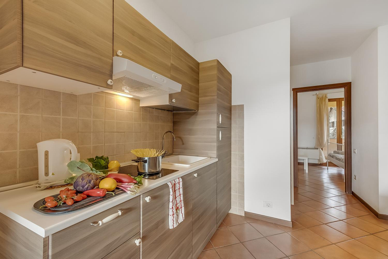 Others 5, Residence La Perla with Shared Pool, Brescia