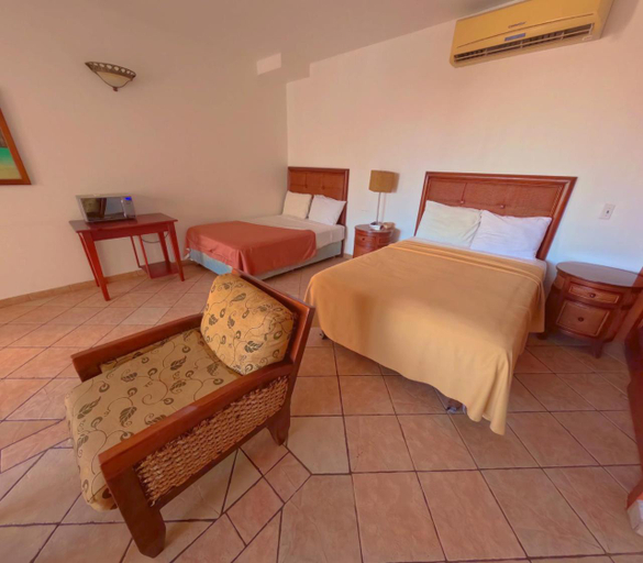 Bedroom 3, West Bay Colonial, Roatán