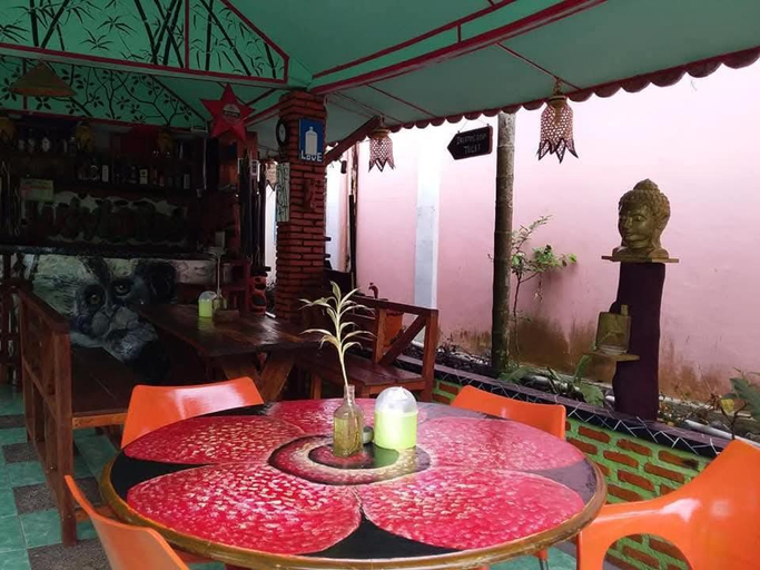Food & Drinks, Lucky Bamboo'Bungalows and Orangutan Jungle Trekking Tours, Langkat