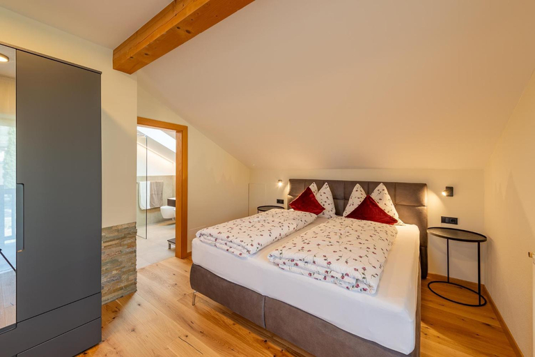 Bedroom 2, Weinangerhof St Pauls, Bolzano