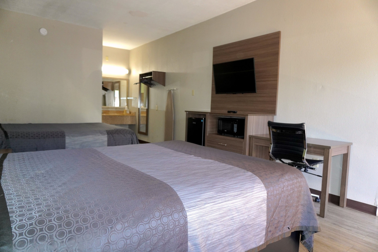 Bedroom 3, Fairview Inn and Suites, Mobile