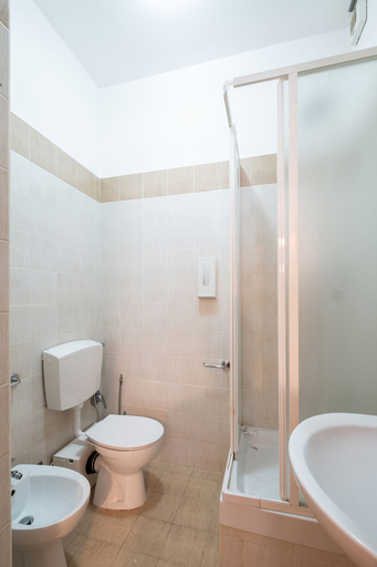 Others 4, 4bnb - Reale House Trastevere, Rome