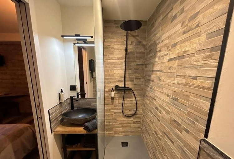 Bathroom, Chalet Sainte Anne, Alpes-de-Haute-Provence