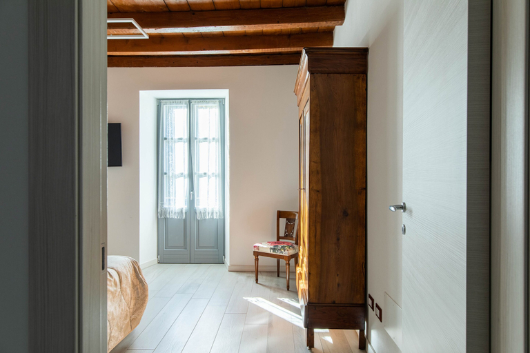 Room 3, Varenna Apartments by Wonderful Italy, Lecco