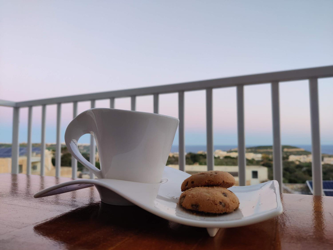 Food & Drinks 2, Mediterranean Breeze Apartment