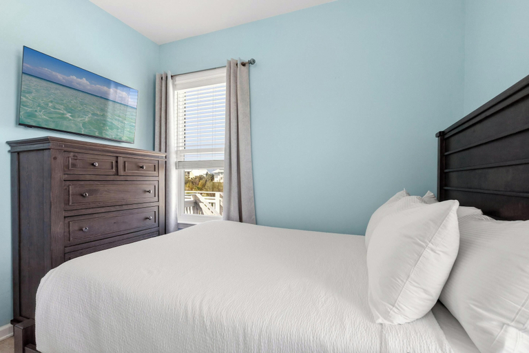 Bedroom 2, Beach House - Salty Dolphin, Gulf