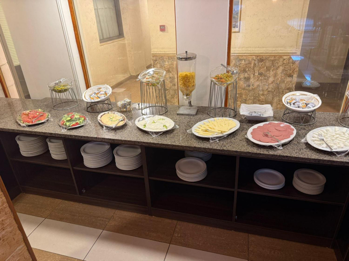 Food & Drinks 5, Crystal Hotel By FHM, Aqaba
