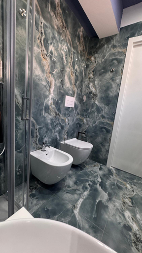 Bathroom 2, BlueBay room Calabria, Vibo Valentia