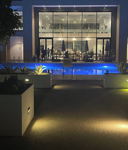 Food & Drinks, Embassy Gardens Studio Suite, Accra
