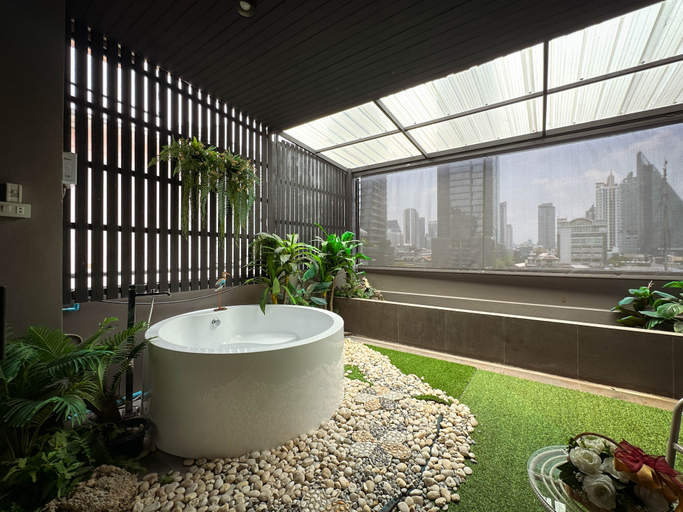 Bathroom 5, G Boutique Silom Hotel, Bang Rak