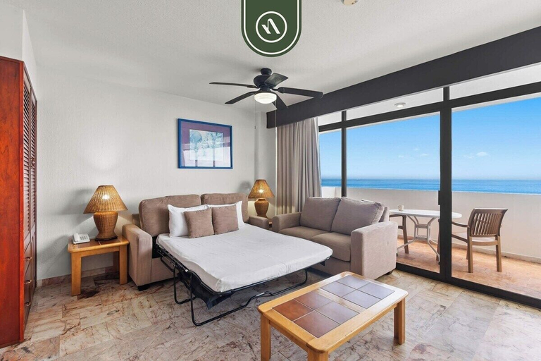 Room 2, Costa Sur Suite 2 - Oceanview 1 BR Condo - Pool - Cleaning Included, Puerto Vallarta