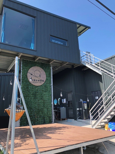 Exterior, O2 dive hostel, Pingtung