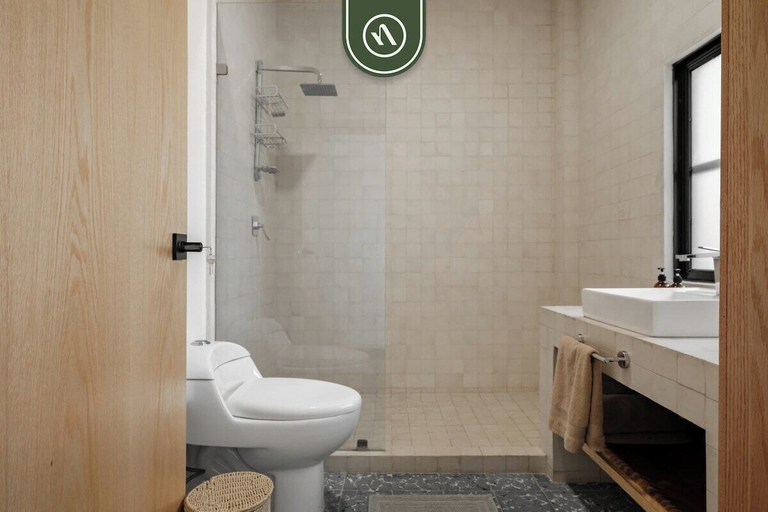 Bathroom 3, Centric 3BR Condo in Downtown in Oaxaca, Del Centro