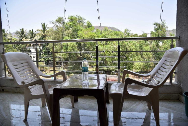 Property grounds 4, Hotel Landmark Inn, Raigarh