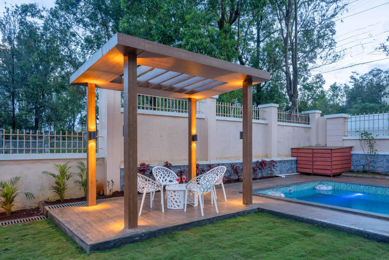 Sport & Beauty 3, StayVista at Skylight Serenity, Satara