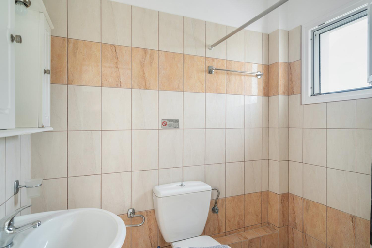 Bathroom 4, Helena Inn Kefalonia, Ionian Islands