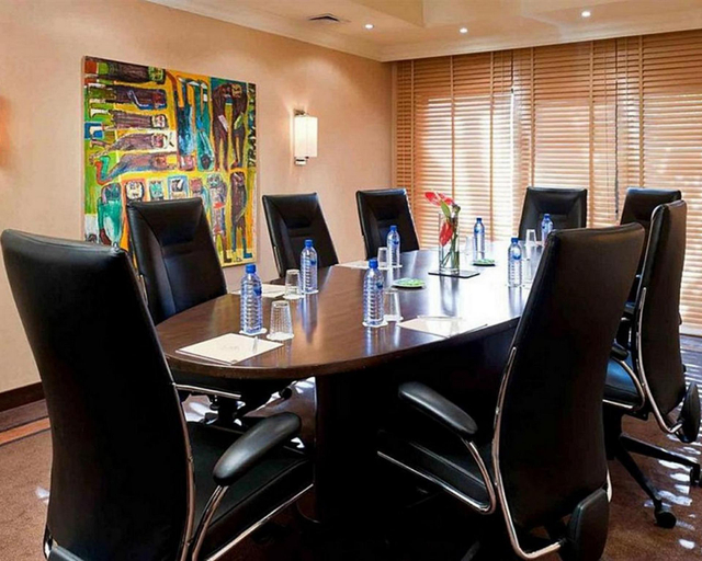 Business Facilities, Mercure The Moorhouse Ikoyi                                                                 , Eti-Osa