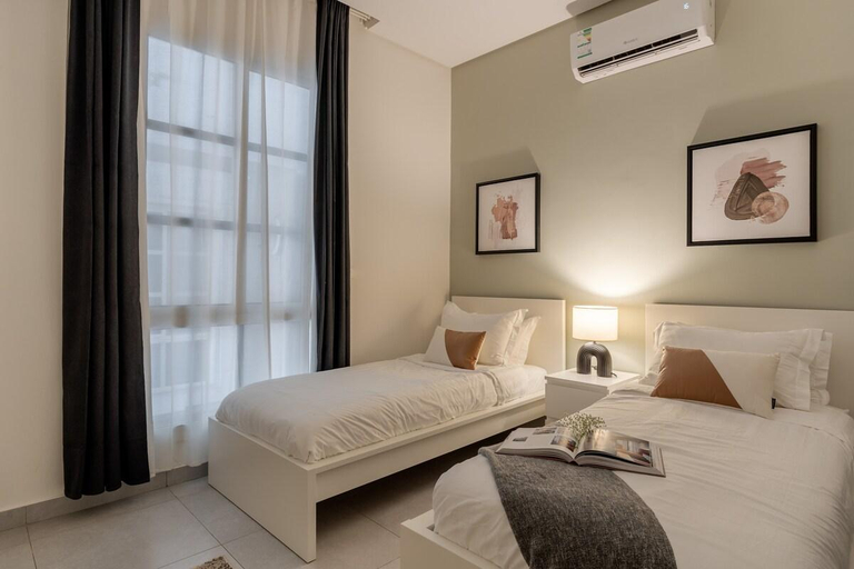 Bedroom 3, 2BR Luxury Stay | 5 Min to Boulevard, Riyadh