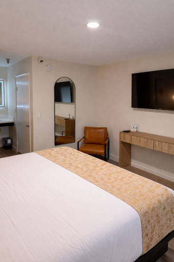 Room 2, The Alcala Hotel Mission Valley/Seaworld, San Diego