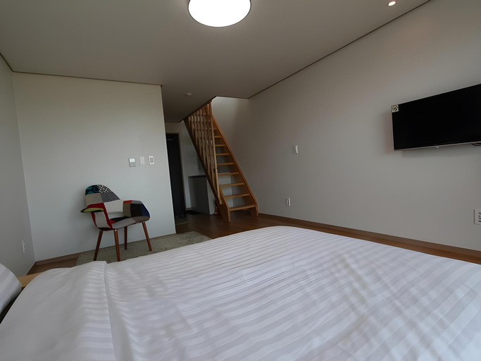 Bedroom 2, Joyuam Pension, Seogwipo