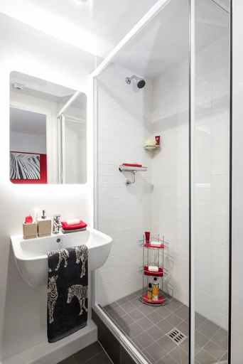 Bathroom 3, Yugo Explore - Arran House, Edinburgh