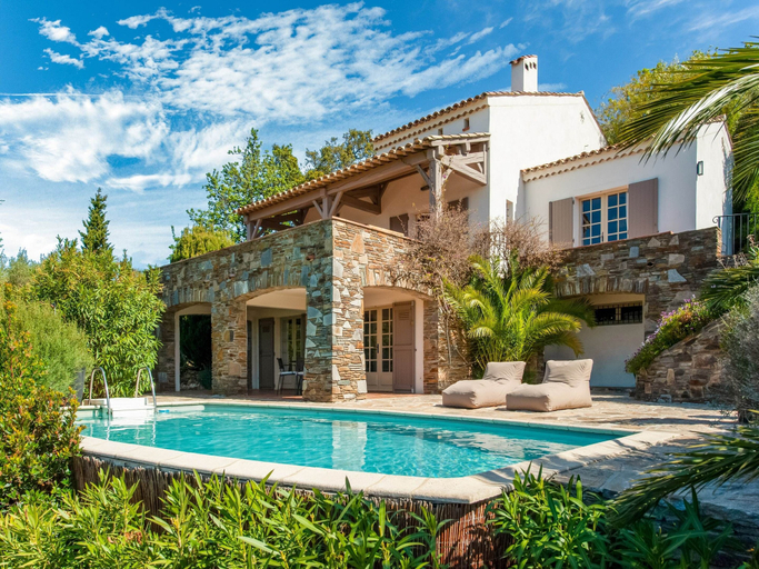 Others 1, Villa in Cavalaire With Sea View & Pool, Var