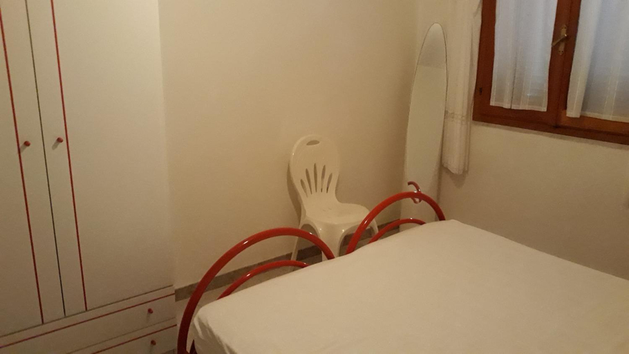 Bedroom 2, Apartments Porto Ottiolu Mare, Nuoro