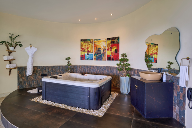 Bathroom 5, Poetree Thekkady, Idukki