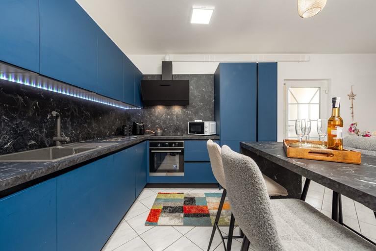 Private kitchen 5, Apartments Oto, Vir