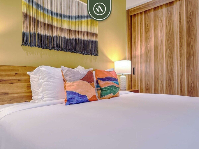Room 4, 3 BR Penthouse - Nuevo Nayarit - Rooftop Pool Gym, Compostela